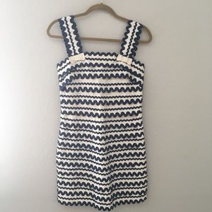 NWT French Connection Stunning Scalloped Dress